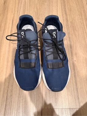 Men’s On Running CloudNova Sneakers
